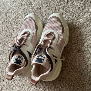 Micheal Kors sneakers